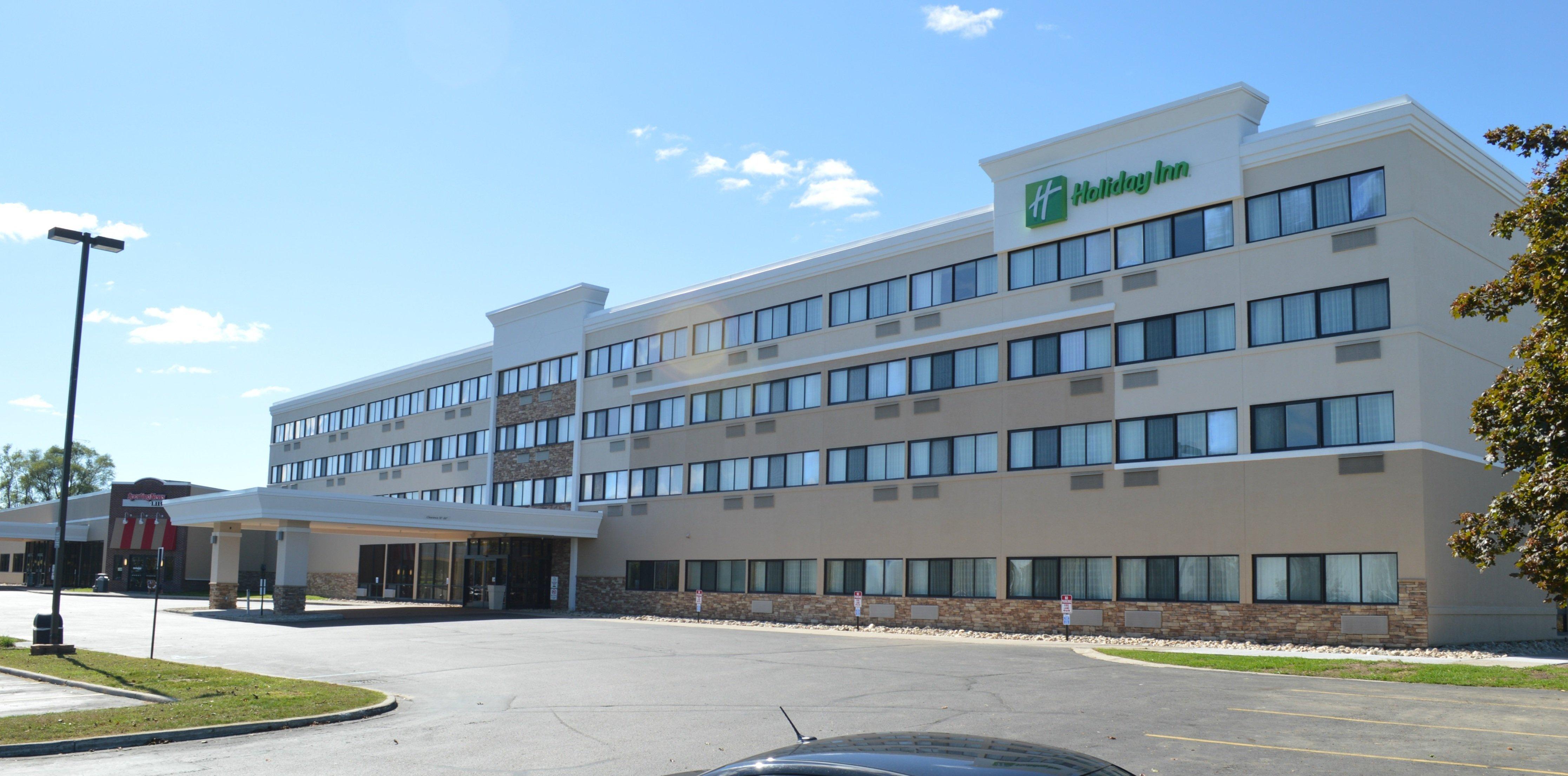 Holiday Inn Express Big Rapids By Ihg Ngoại thất bức ảnh